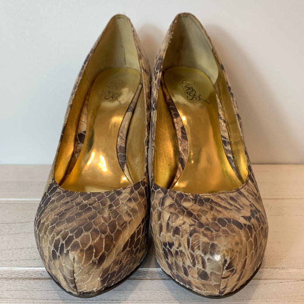 Carlos Santana Gold Snakeskin Privilege Platform heel. Size 8.